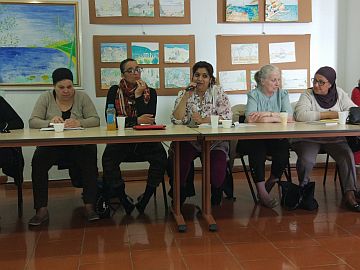 Réunion de démocratie participative en Île-de-France (Intervenantes de Champigny)