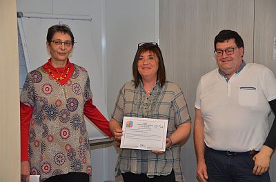 S. Chardonnereau, assistante de direction ; N. Schioppetto Chef de groupe Orthoprothésiste ; B. Wozniak, membre de la CDU et de l’Association des Paralysés de France